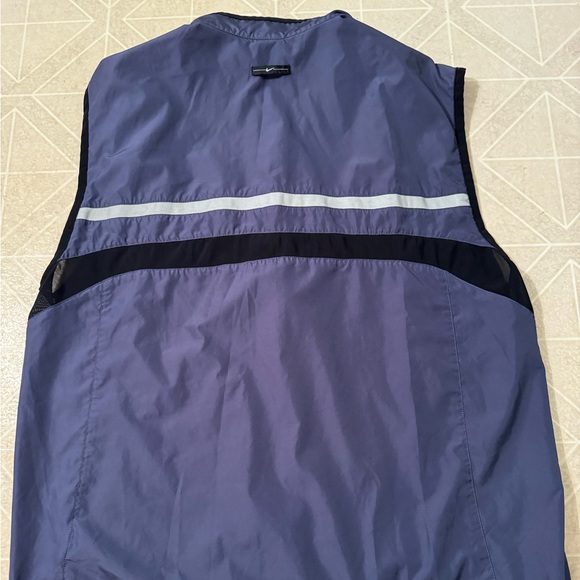 Nike vest - Picture 3 of 3